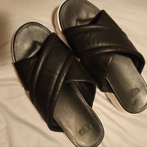 UGG Zayne Crossband Sandals